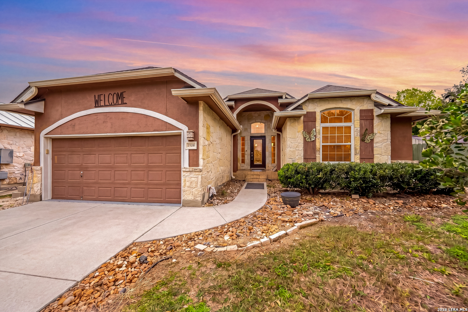 2128 Stonehaven, New Braunfels, TX 78130 — photo 1