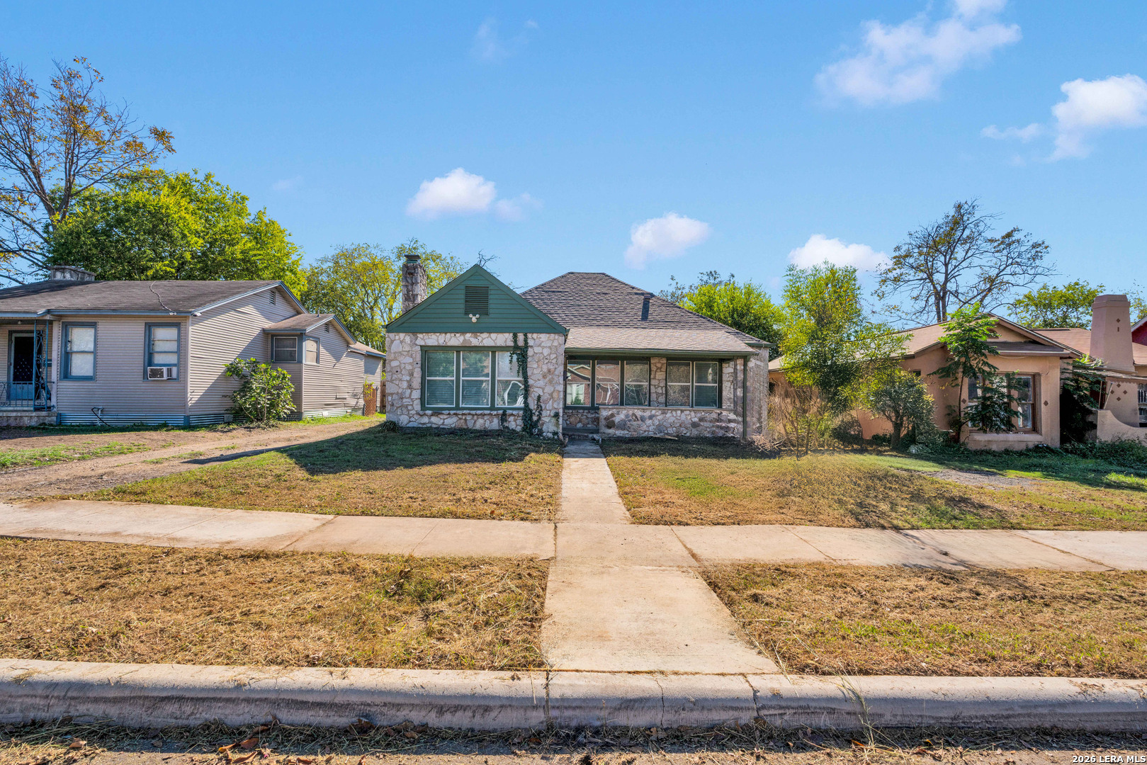 438 Vanderbilt, San Antonio, TX 78210 — photo 1