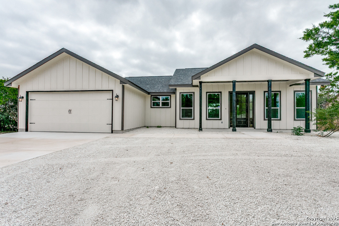 1140 Yaupon, Fischer, TX 78623 — photo 1