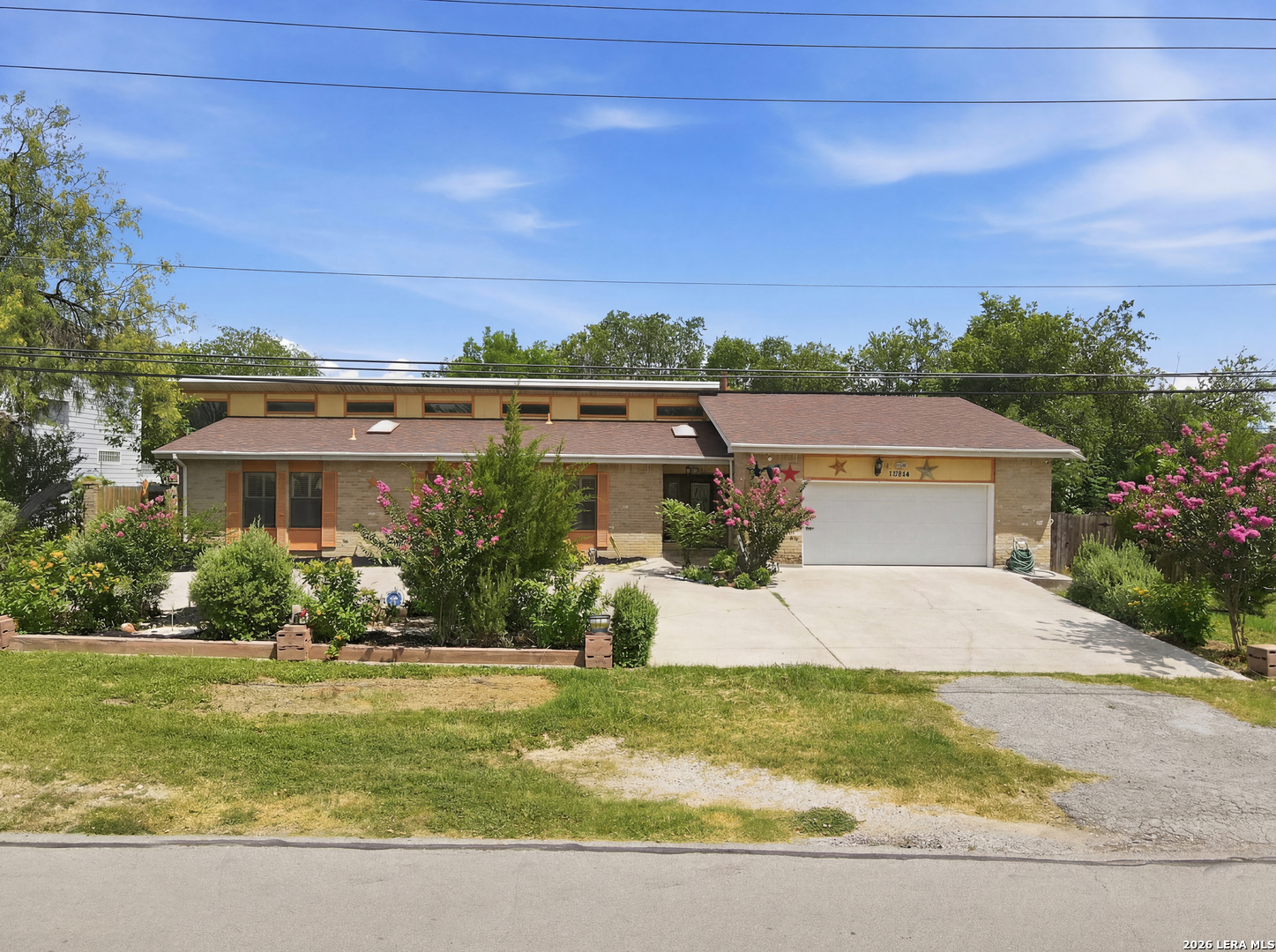 10914 Link, San Antonio, TX 78213 — photo 1