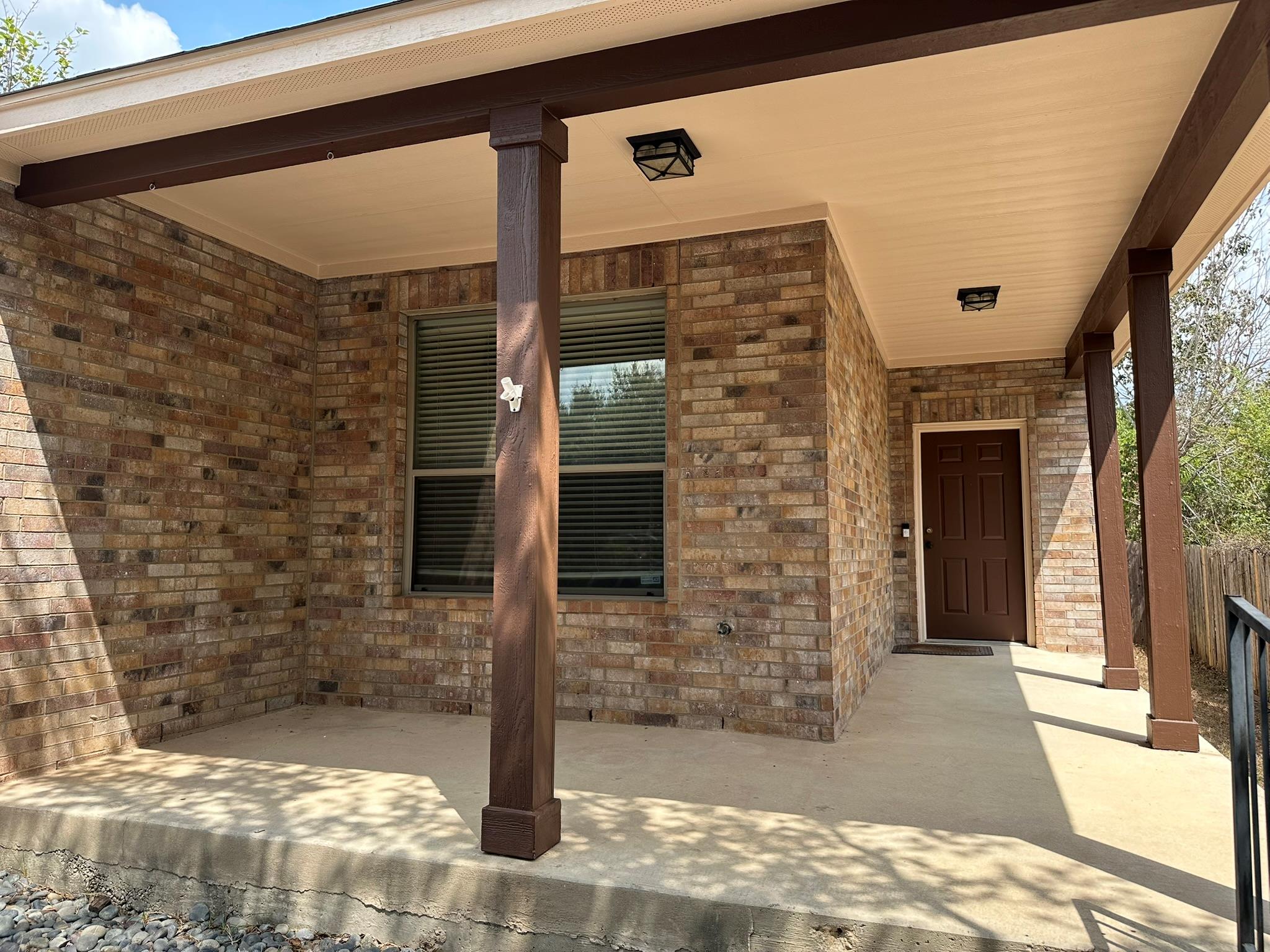 4507  Peach Grove Rd, Austin, TX 78744 — photo 1