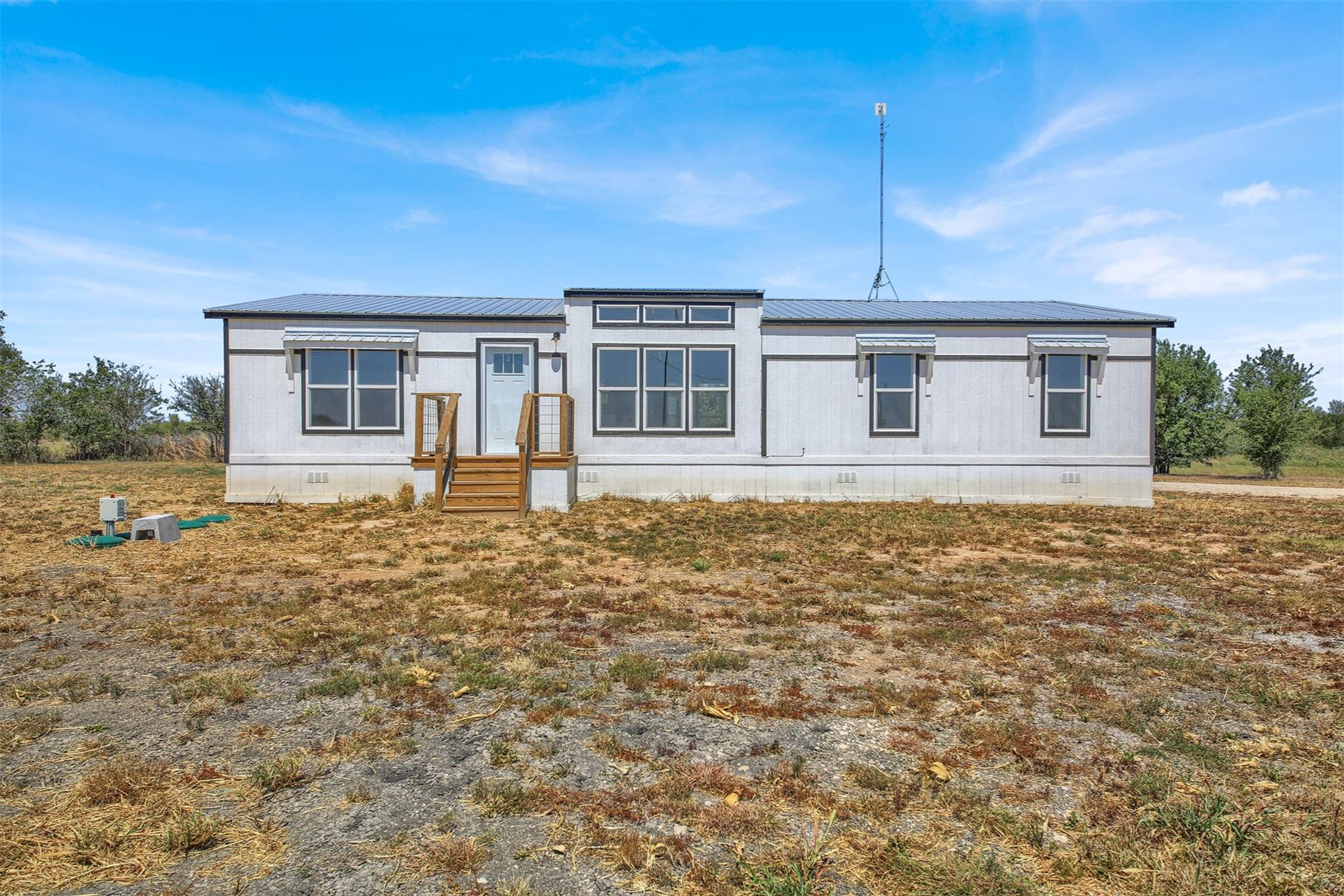 27 County Road 483