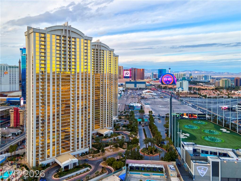 135 East Harmon Avenue 218, Las Vegas, NV 89109 — photo 1