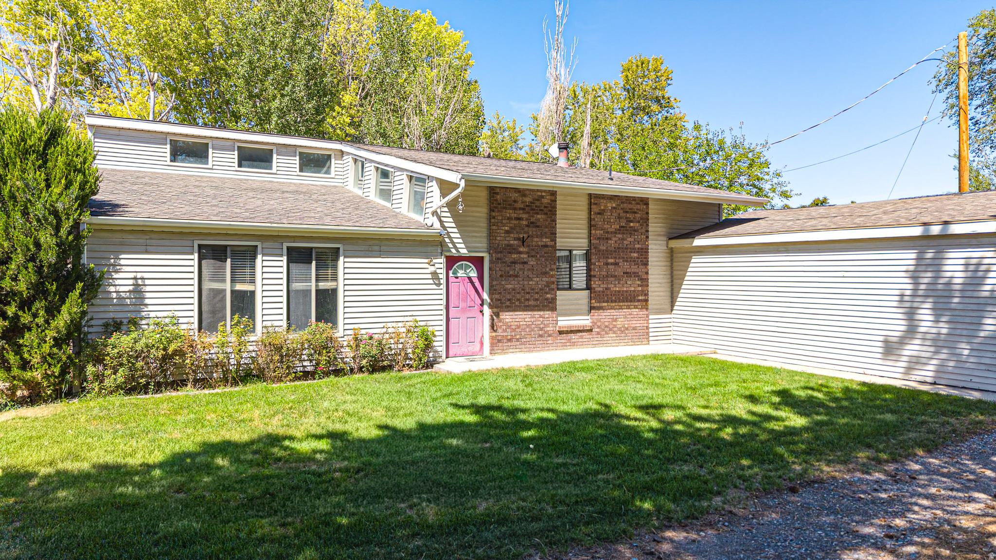 1723 N 1200 E, Lehi, UT 84043 — photo 1