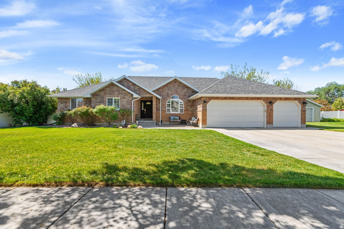 1169 W MATTHEWS WAY, Riverton, UT 84065 — photo 1