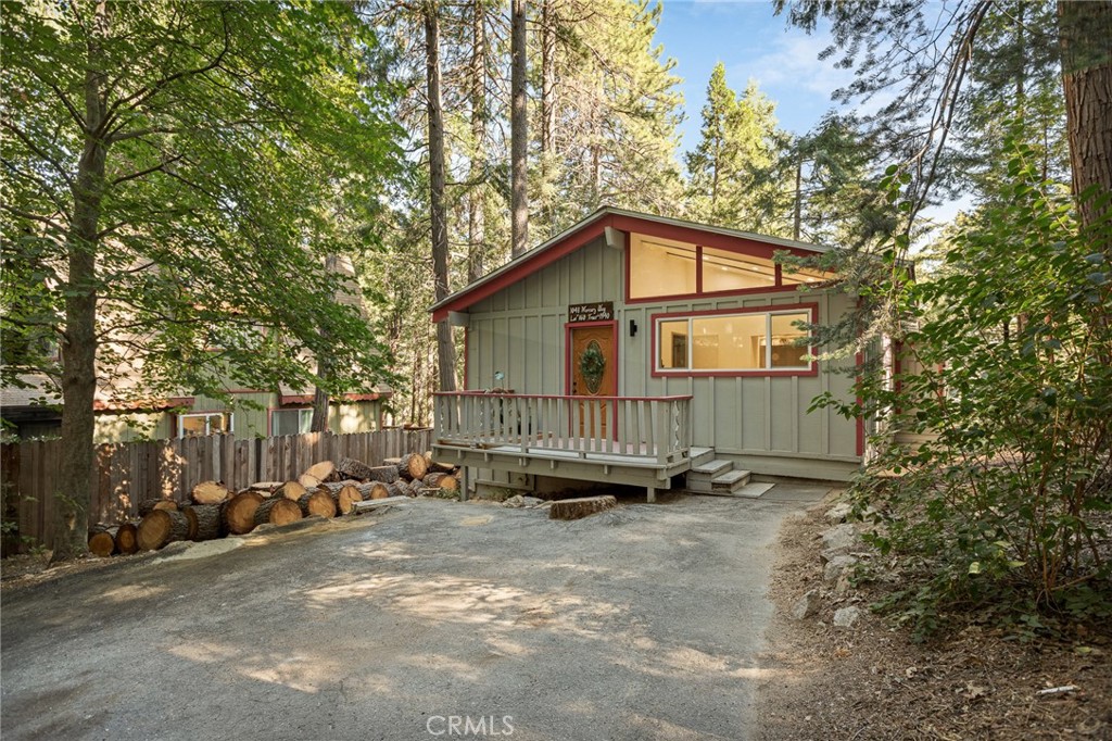 1048 Mercury, Crestline, CA 92325 — photo 1