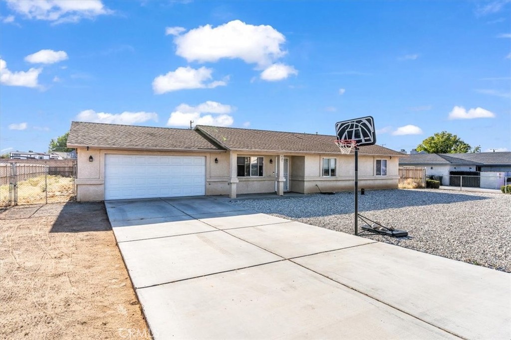 13146 Mohawk, Apple Valley, CA 92308 — photo 1