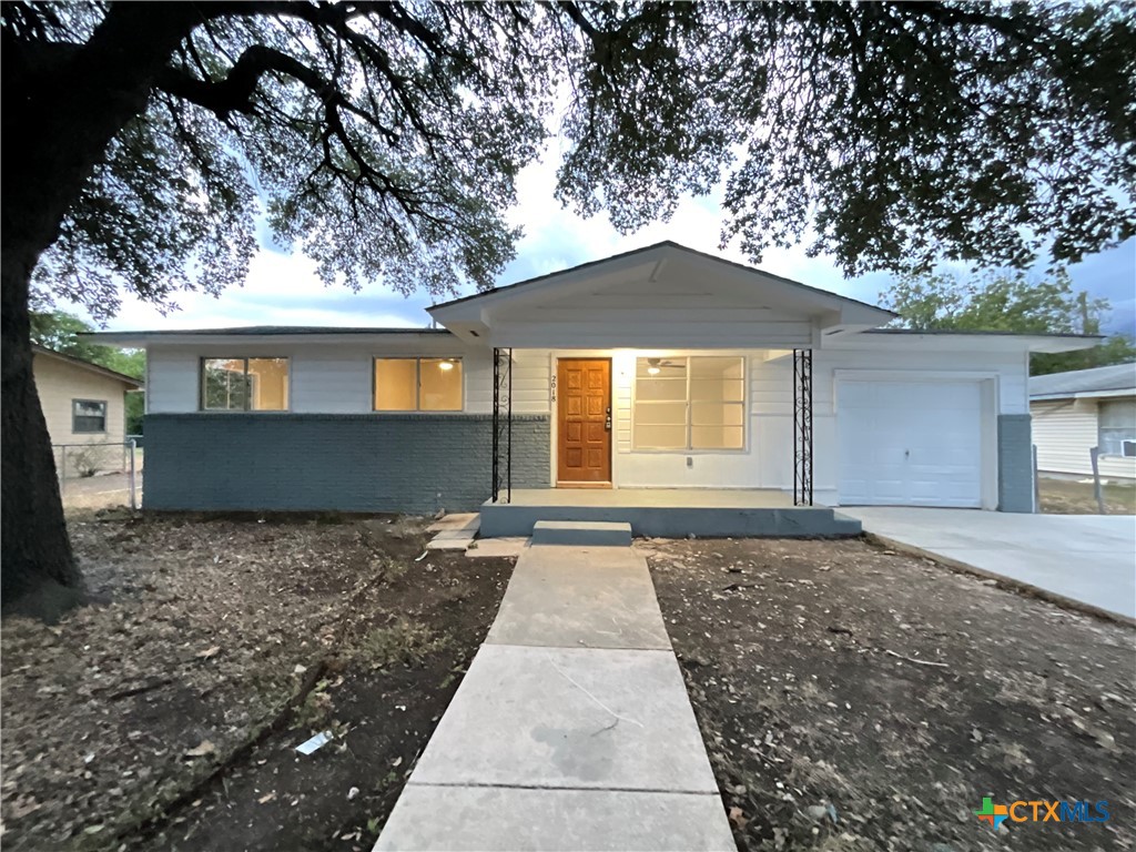 2018 Sherman Street, Seguin, TX 78155 — photo 1
