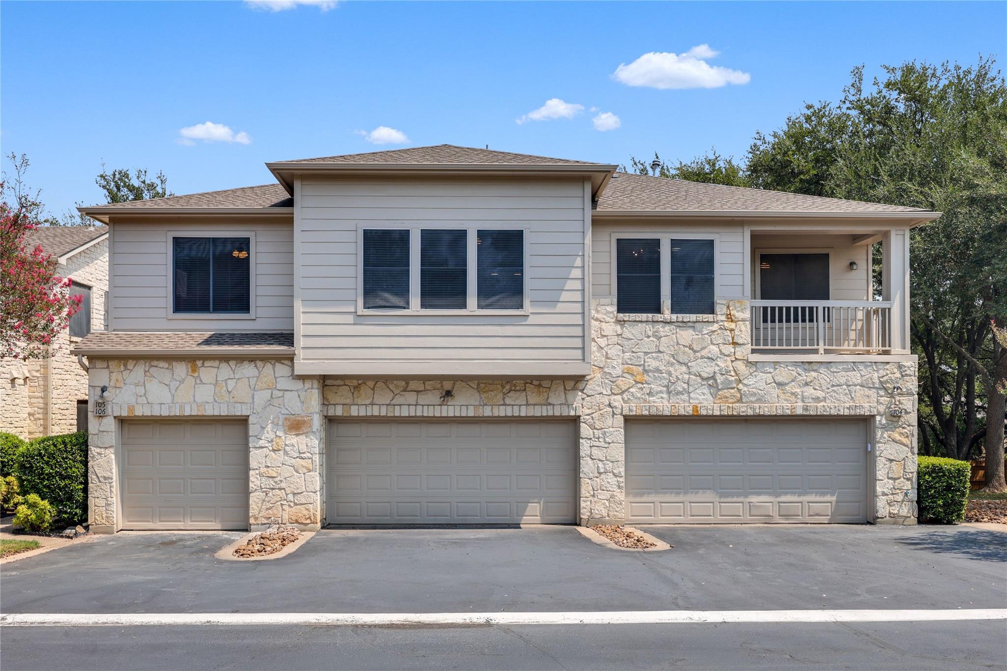 7501  Shadowridge Run None  #105, Austin, TX 78749 — photo 1