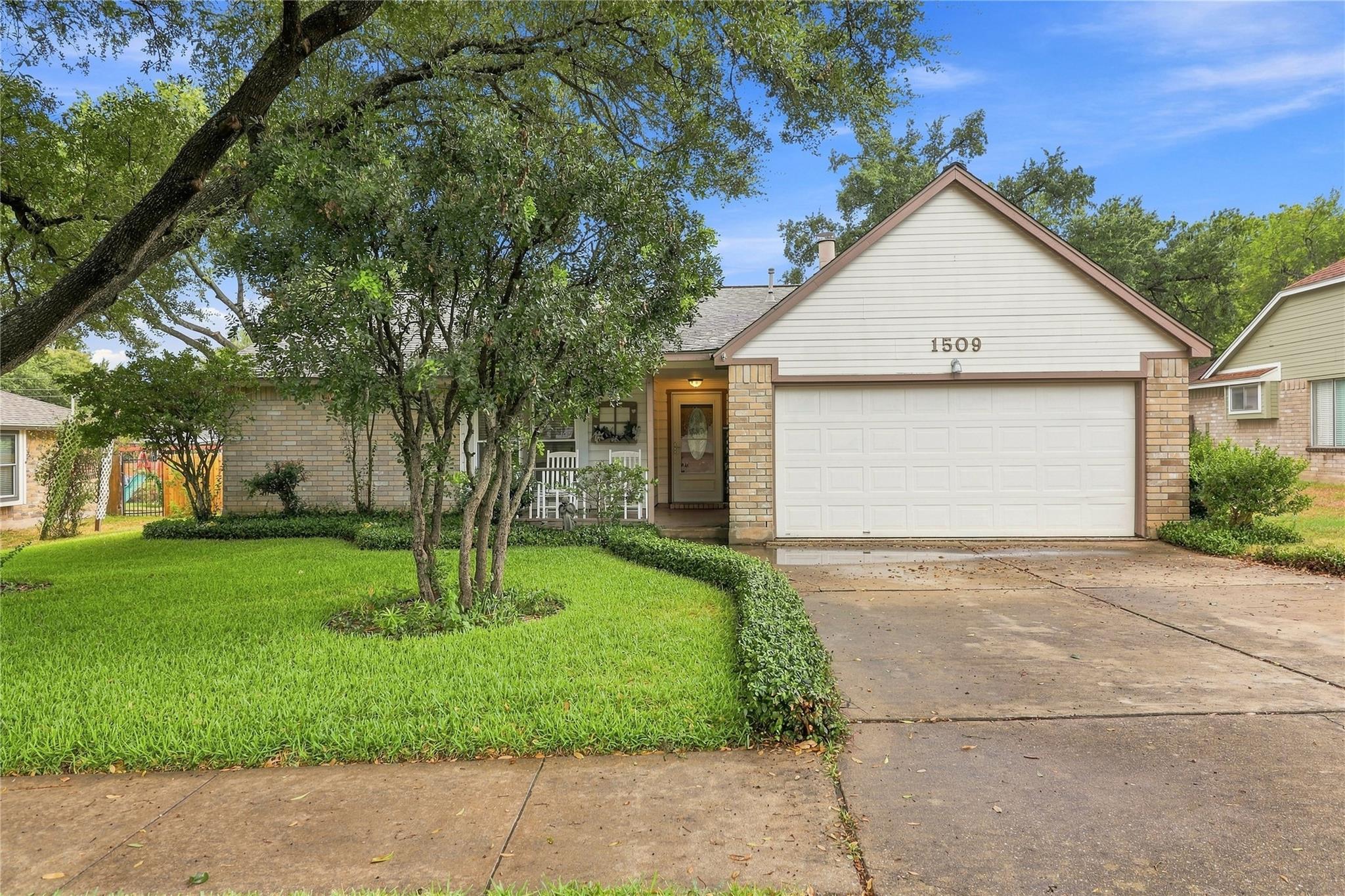 1509  Quail Run Rd, Pflugerville, TX 78660 — photo 1