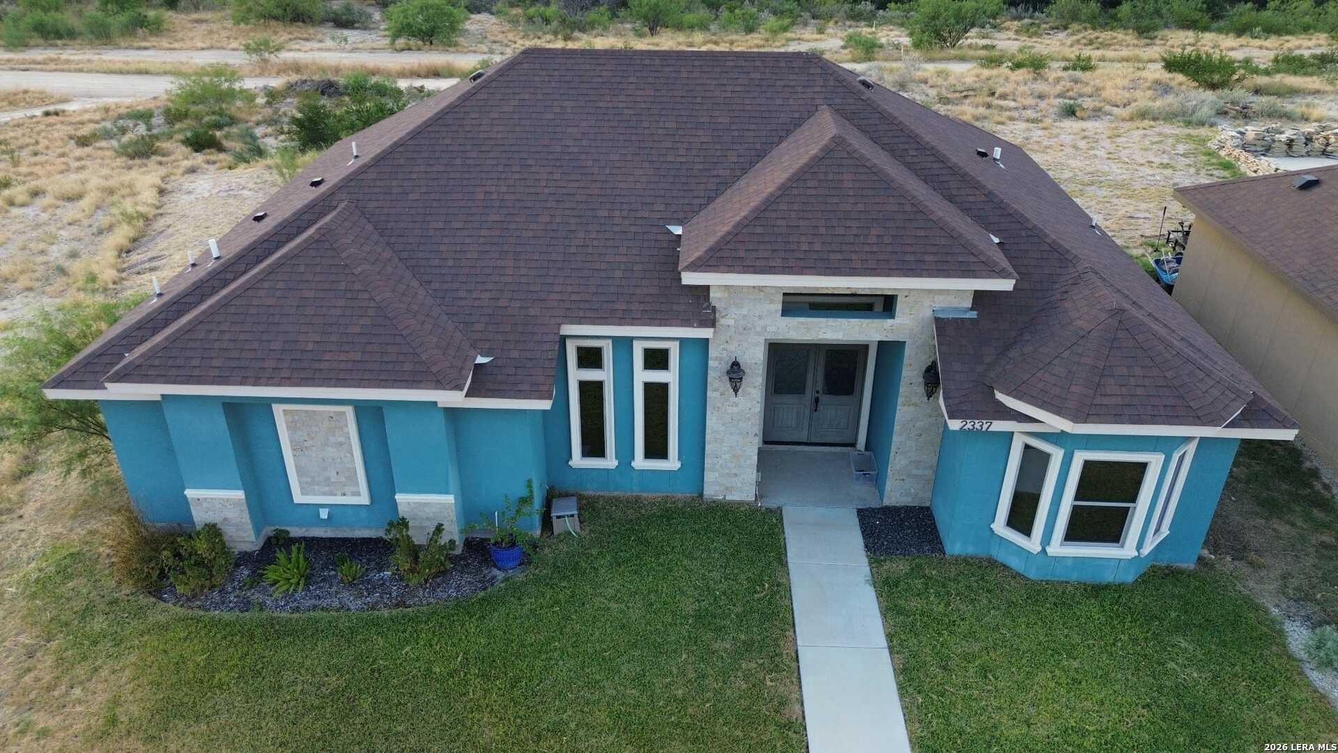 2337 Darlene, Eagle Pass, TX 78852 — photo 1