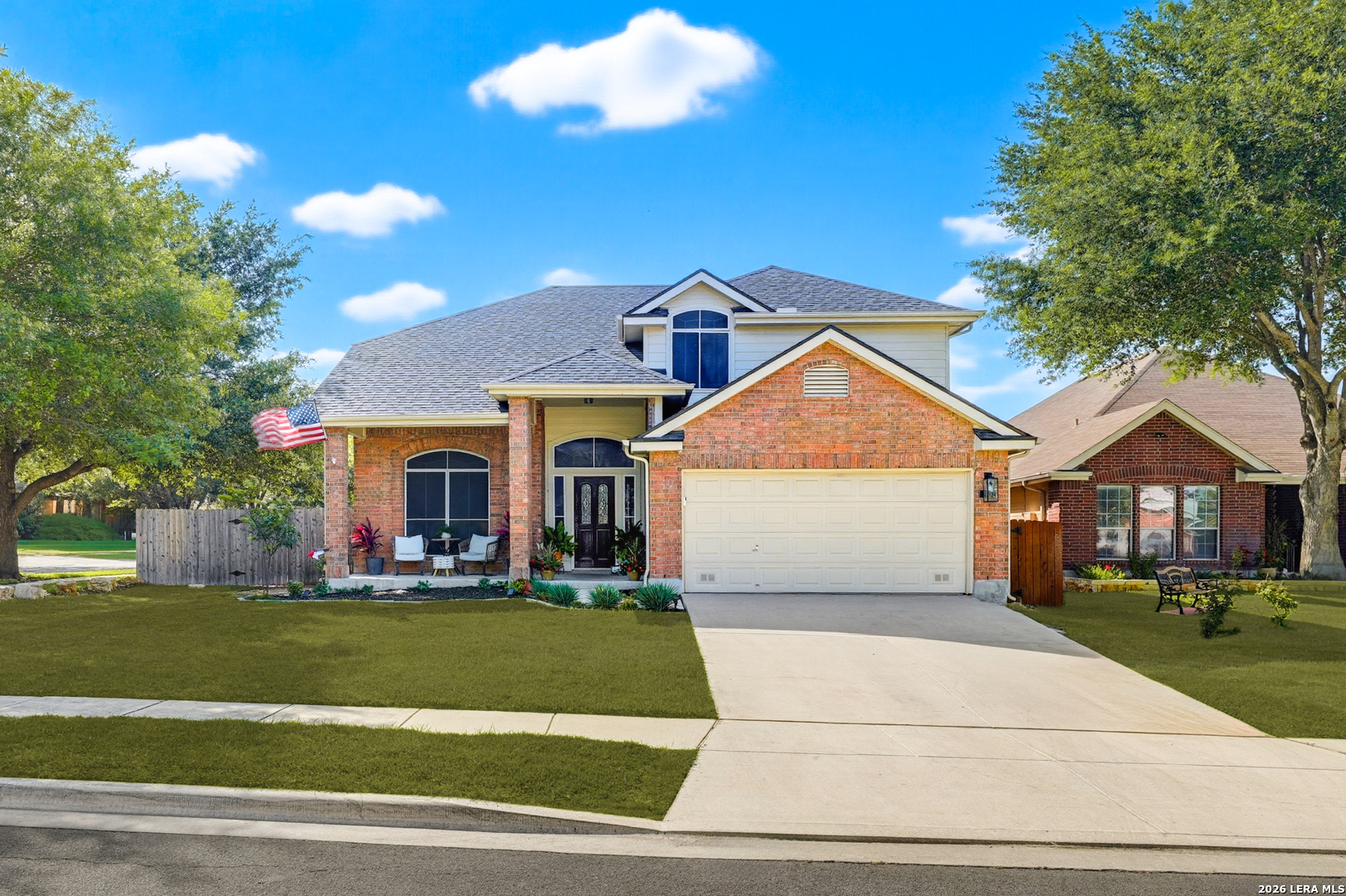 518 BANDERA CIR, New Braunfels, TX 78130 — photo 1