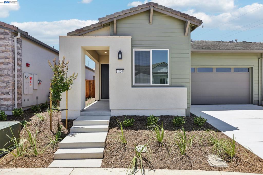 1054 Riverbend Drive, Brentwood, CA 94513 — photo 1