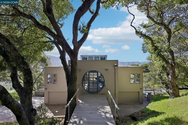 319 Tappan Terrace, Orinda, CA 94563 — photo 1
