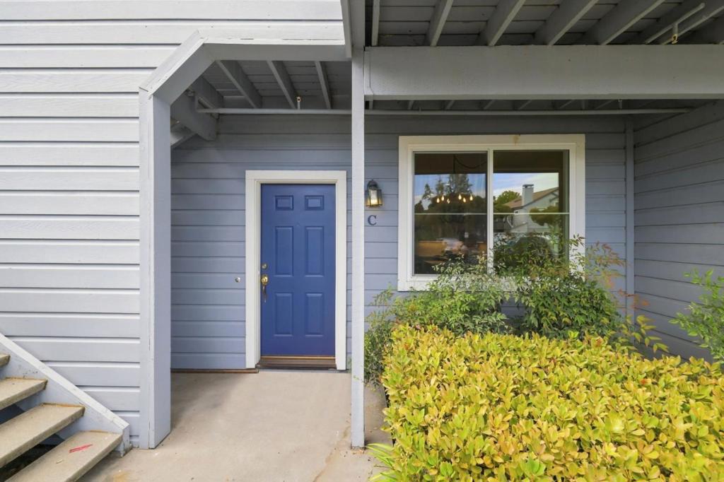 405 Cork Harbour Circle C, Redwood City, CA 94065 — photo 1