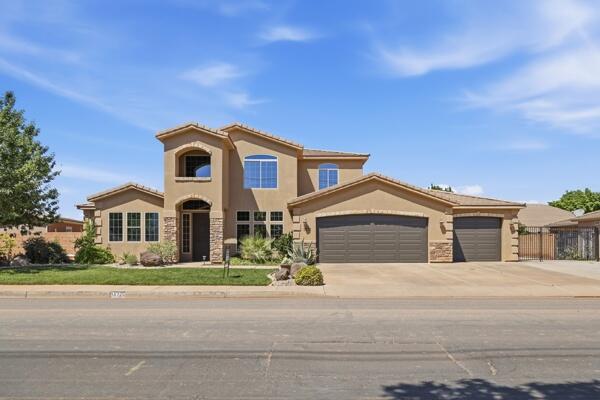 1872 S 20 E, Washington, UT 84780 — photo 1