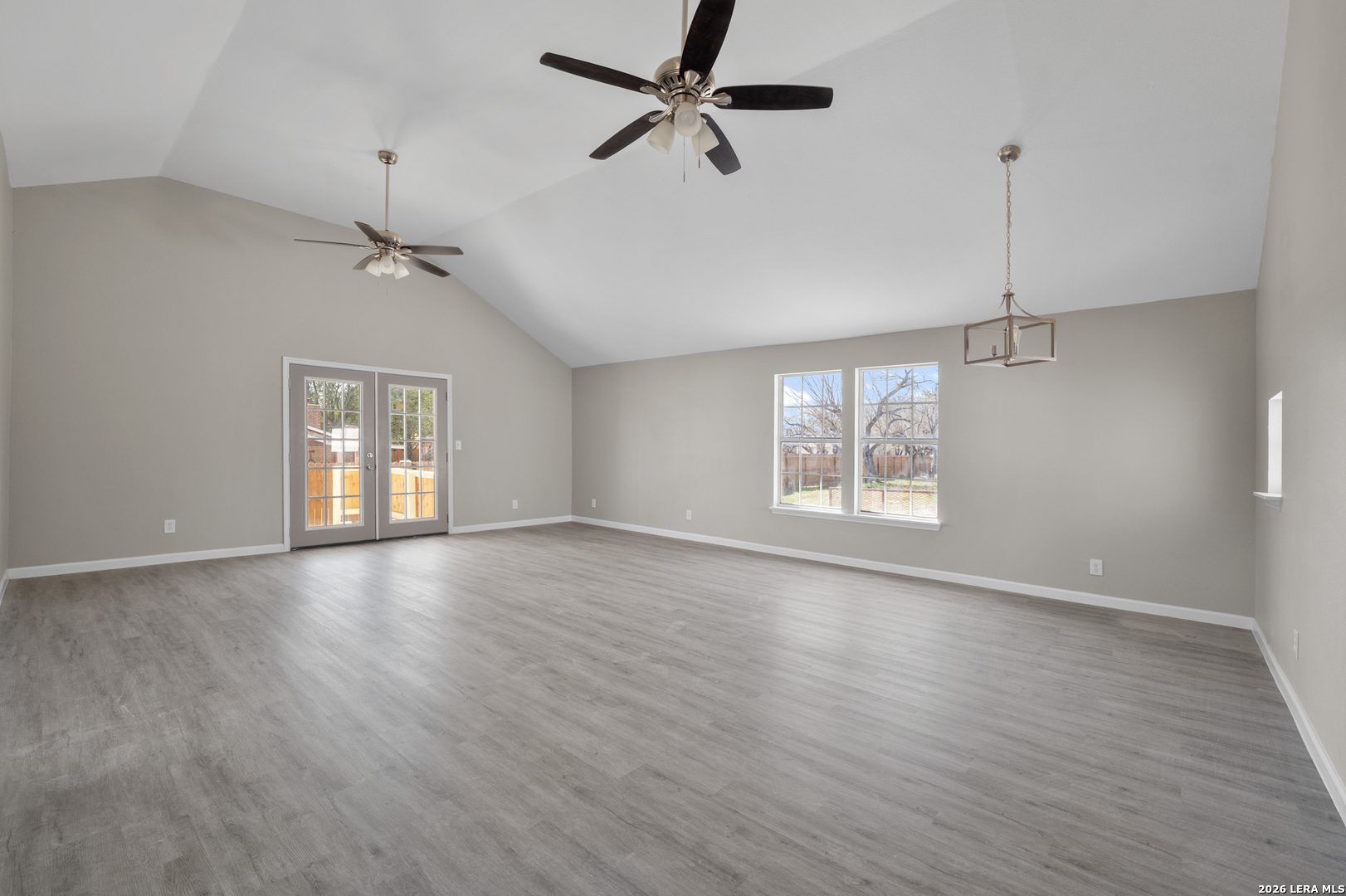 113 CRESTLINE DR, , 78064 — photo 1