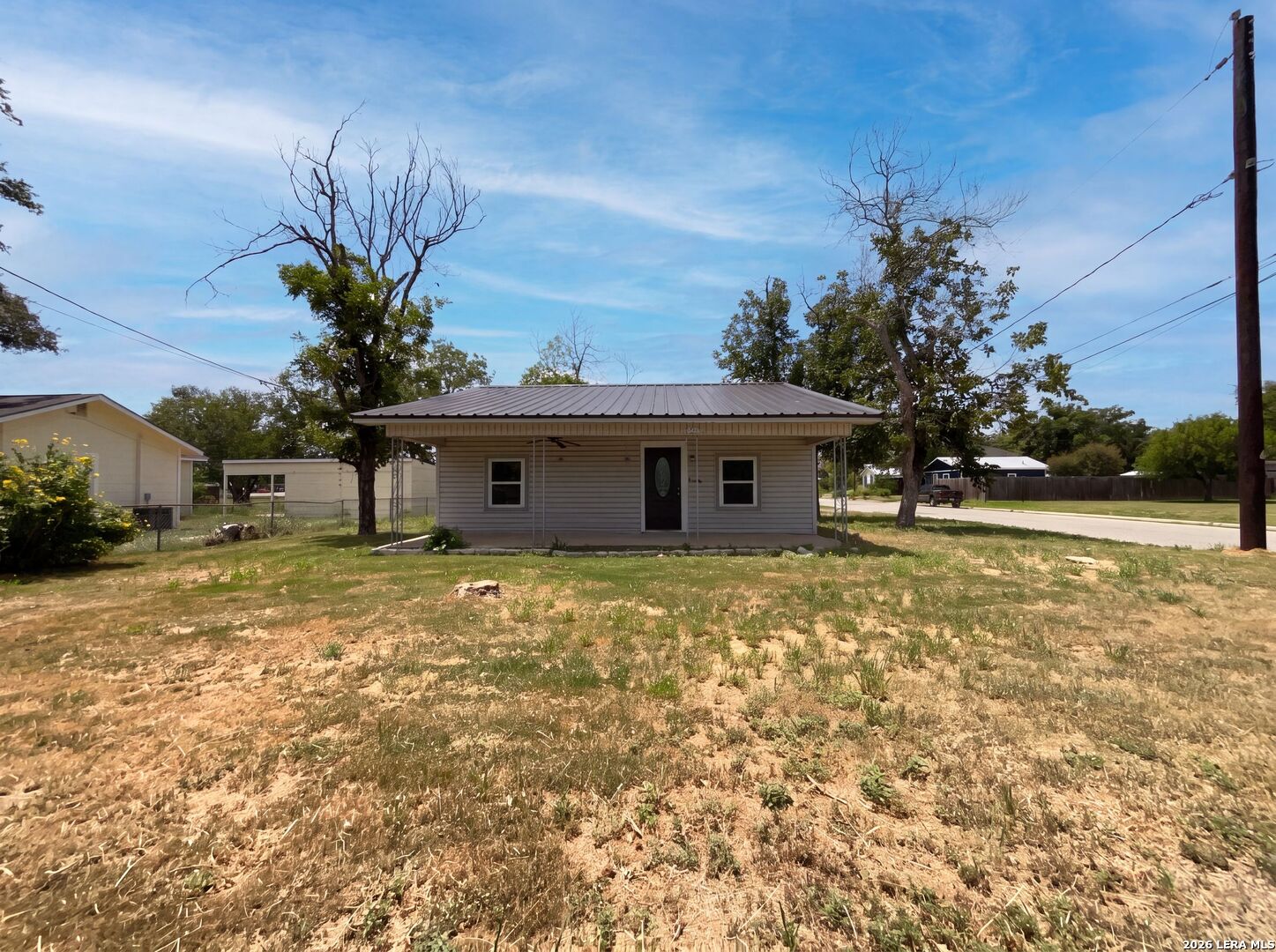 725 KELLY ST, ,  78065 — photo 1