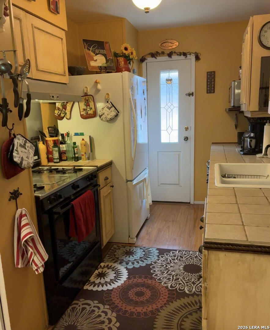 8306 Staton Dr, ,  78224 — photo 1