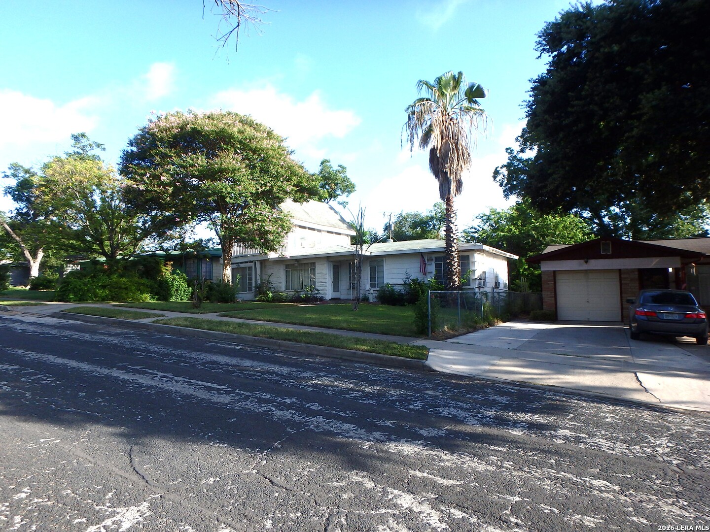 455 Savannah Dr, San Antonio, TX 78213 — photo 1