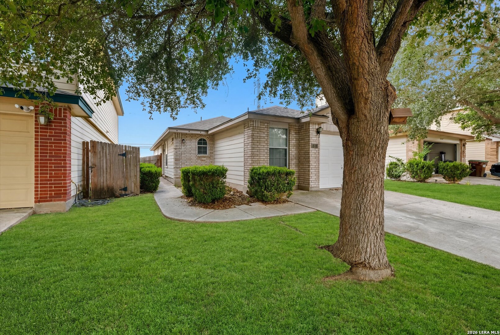6918 SANDY POINT DR, , 78244 — photo 1