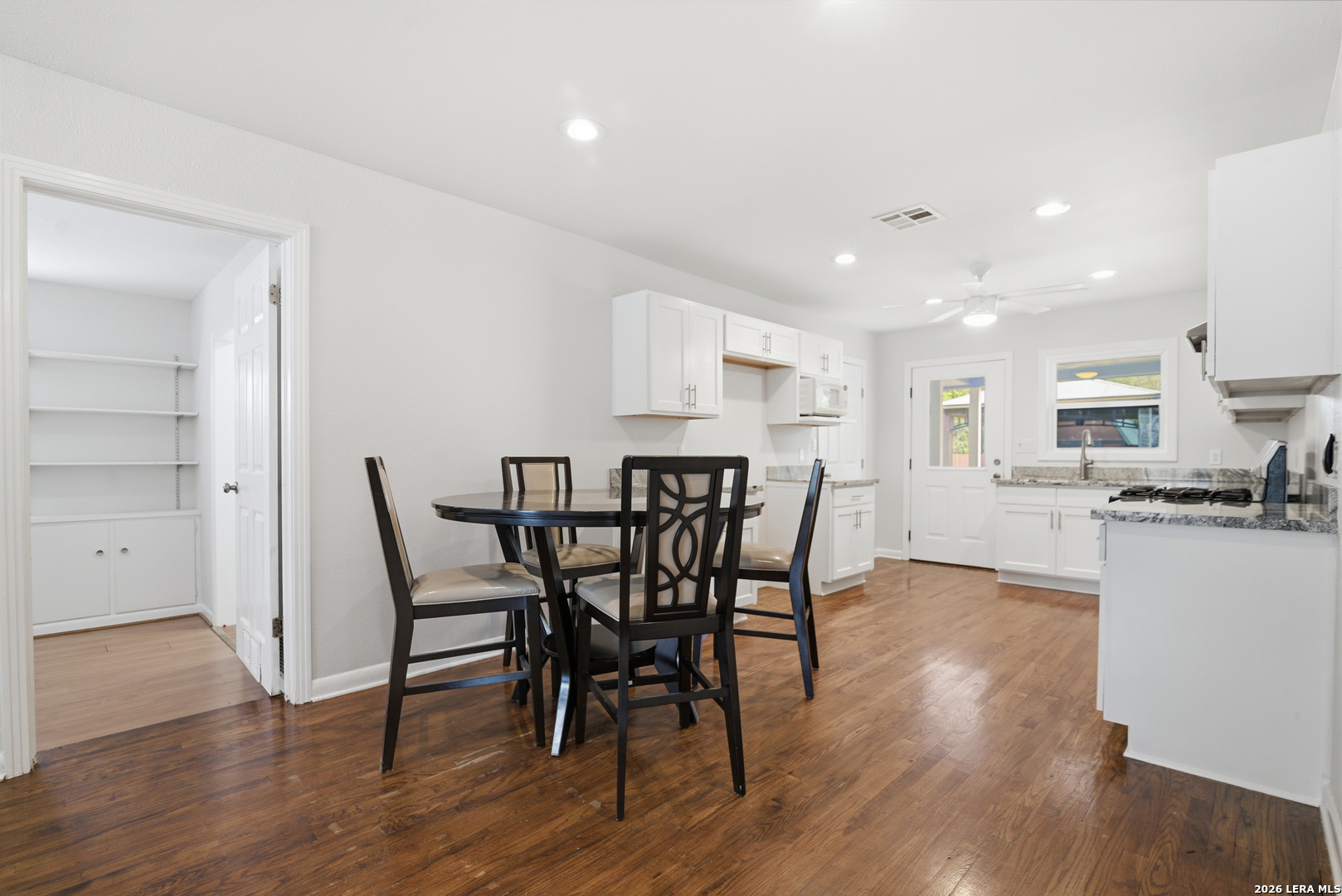 511 Lovera Blvd, ,  78212 — photo 1