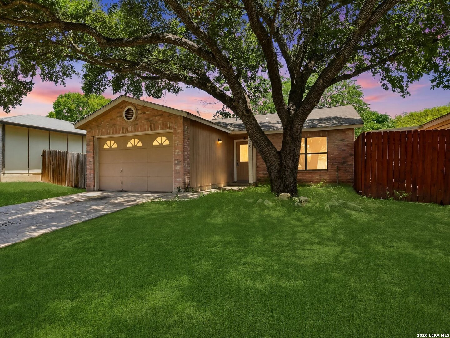 6807 CELES MEADOW DR, Converse, TX 78109 — photo 1