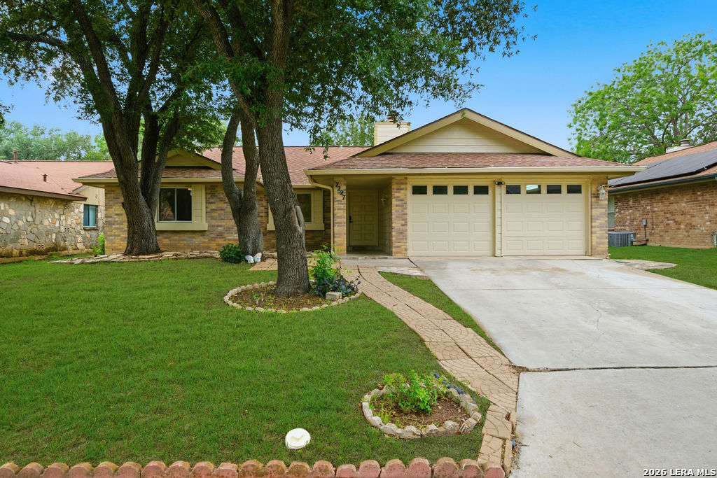 7227 Enchanted Flame St, San Antonio, TX 78250 — photo 1