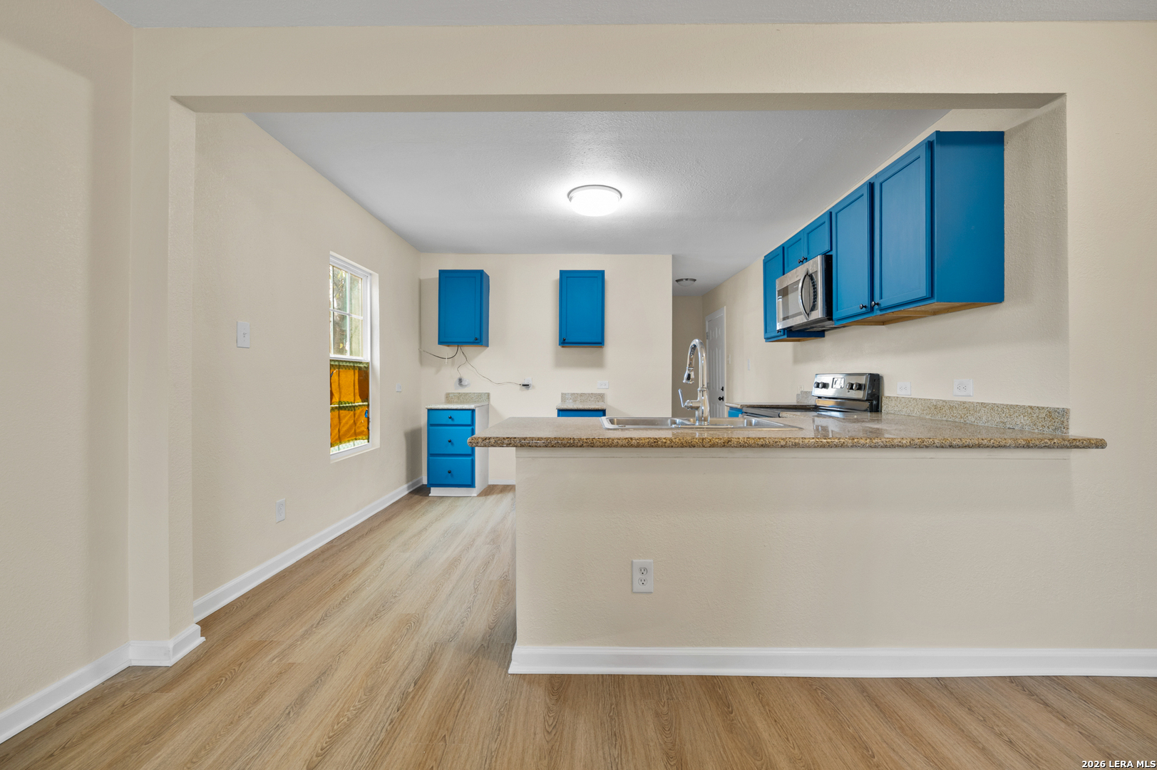 2619 Houston, , 78202 — photo 1