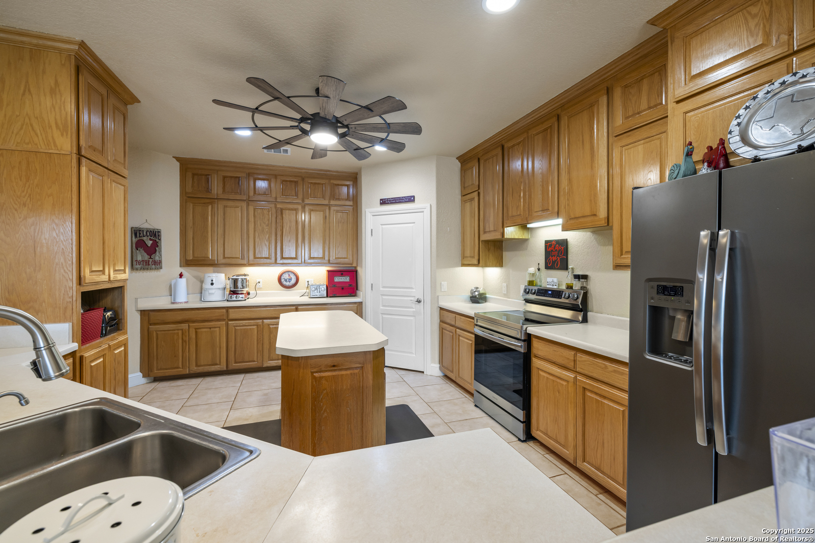 362 Coneflower, ,  78070 — photo 1