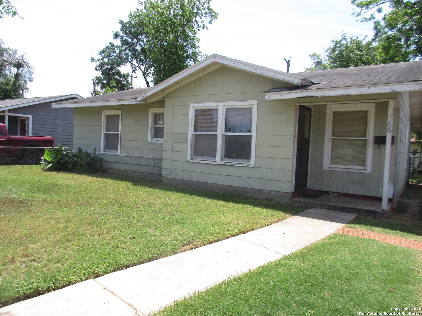 166 Hartford, San Antonio, TX 78223 — photo 1