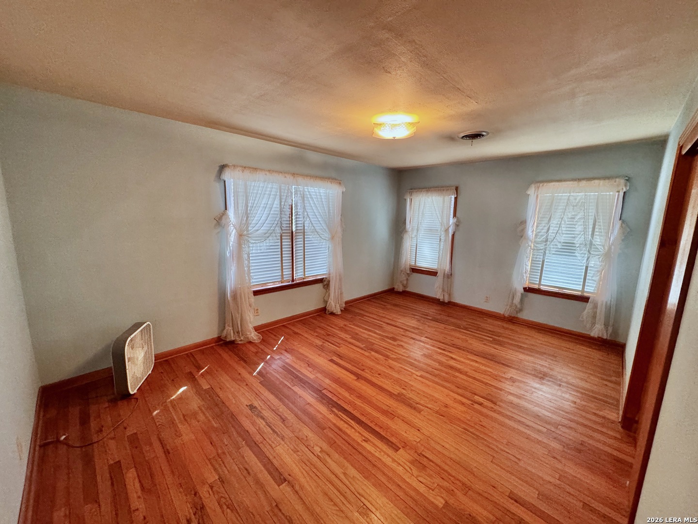 212 Patrick, ,  78064 — photo 1
