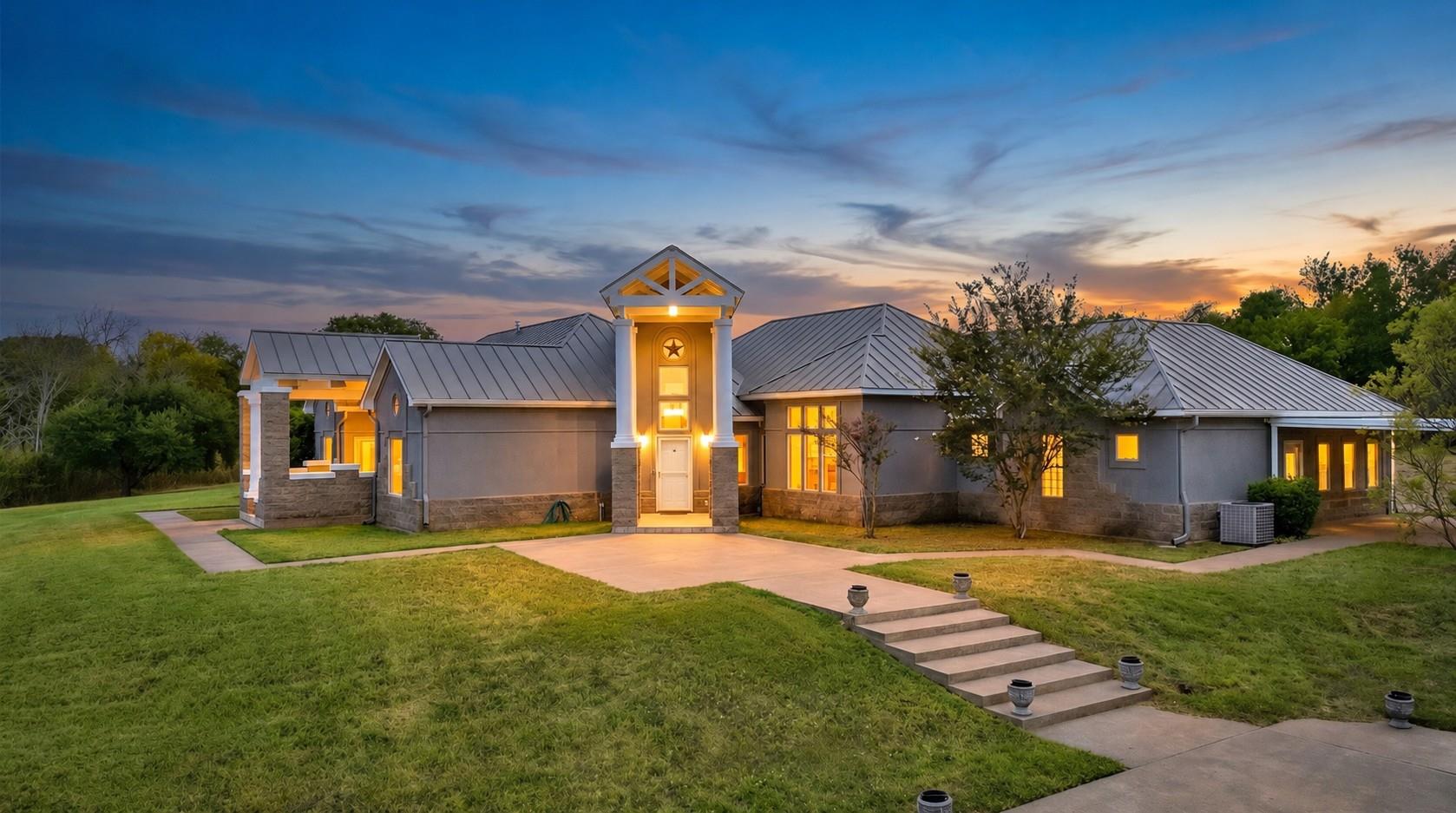 2524 Robinson