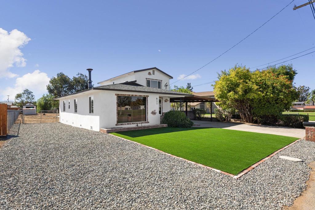 611 9Th Street, Ramona, CA 92065 — photo 1