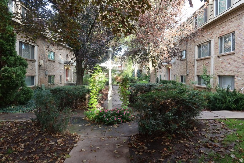 2220 E MURRAY HOLLADAY BLVD #136, Holladay, UT 84117 — photo 1