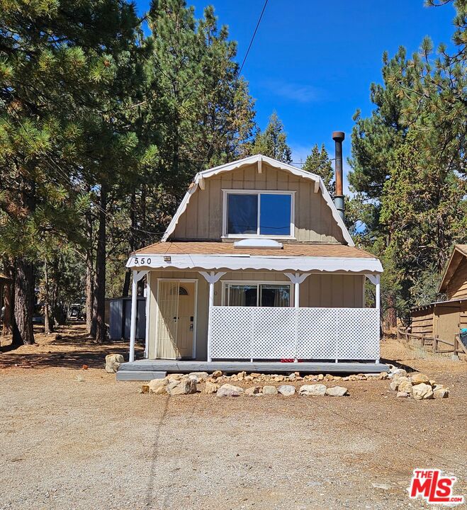 550 Pine Lane, Sugarloaf, CA 92386 — photo 1