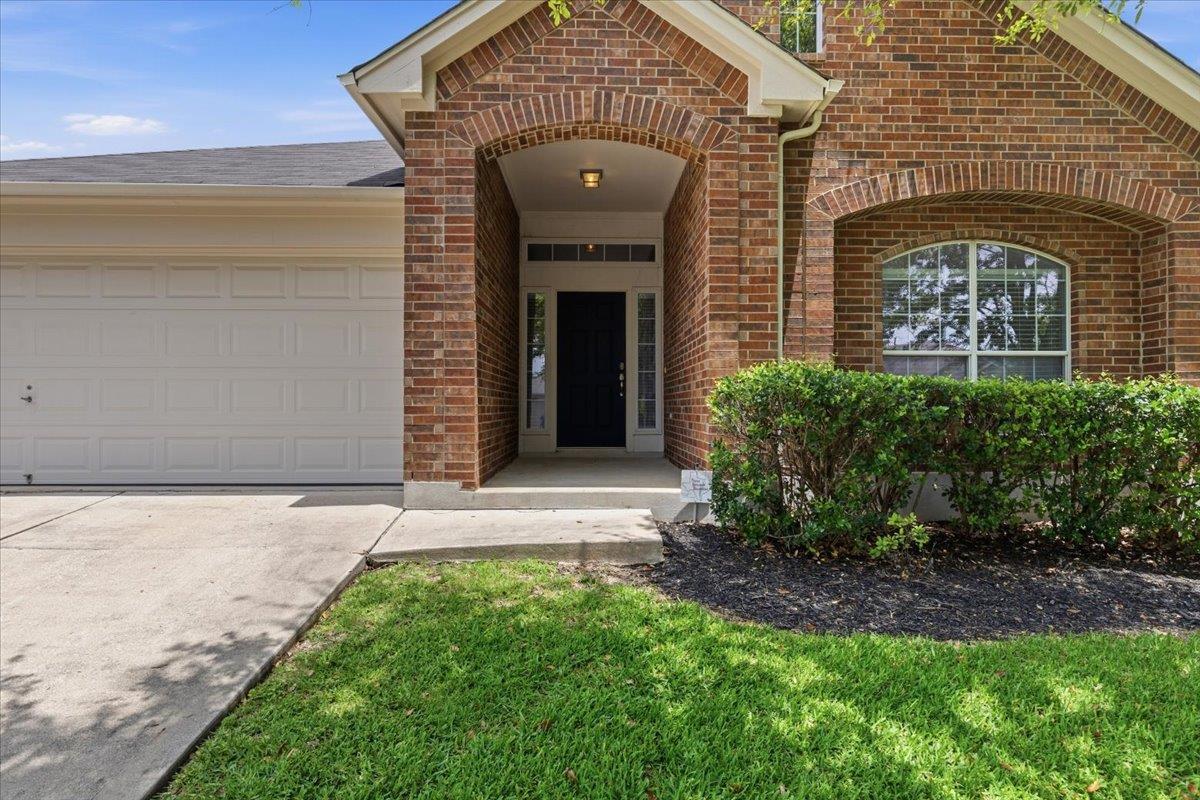 908  Dover Castle Ln, Pflugerville, TX 78660 — photo 1