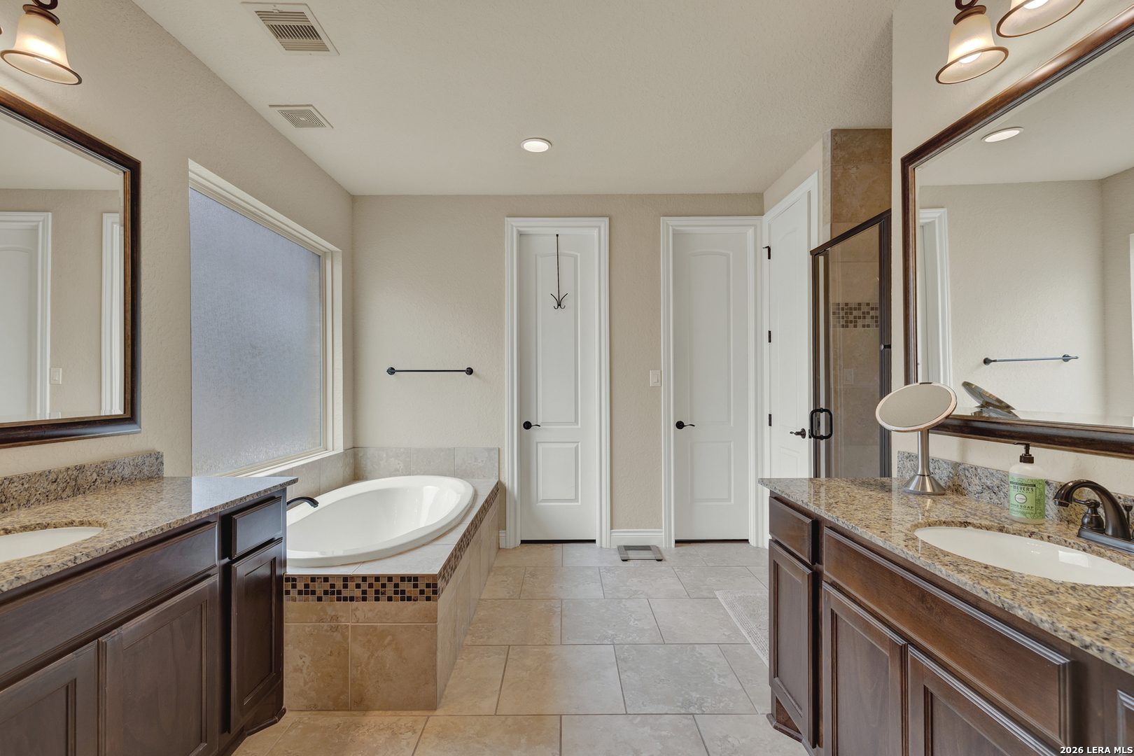 25818 Enchanted Dawn, , 78255 — photo 1