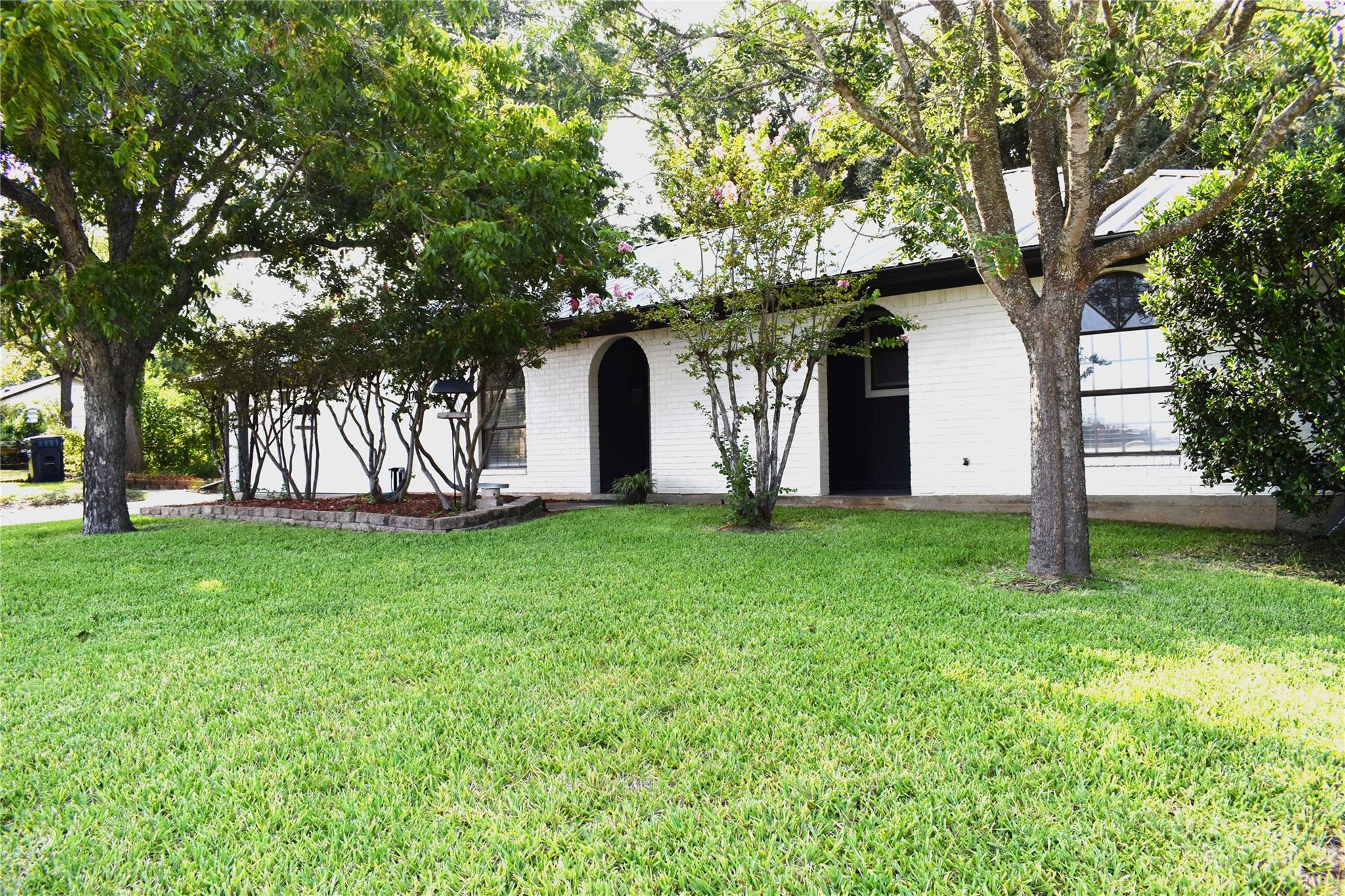 1702 Pecos