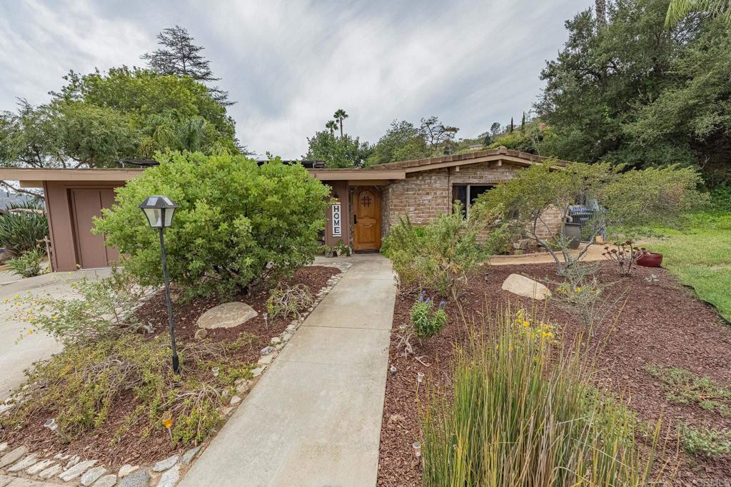 4719 Via Inca, Fallbrook, CA 92028 — photo 1
