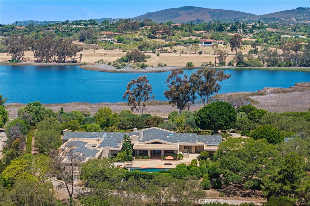 6533 Lago Lindo, Rancho Santa Fe, CA 92067 — photo 1