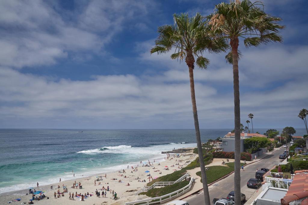 6911 Neptune Pl, La Jolla, CA 92037 — photo 1