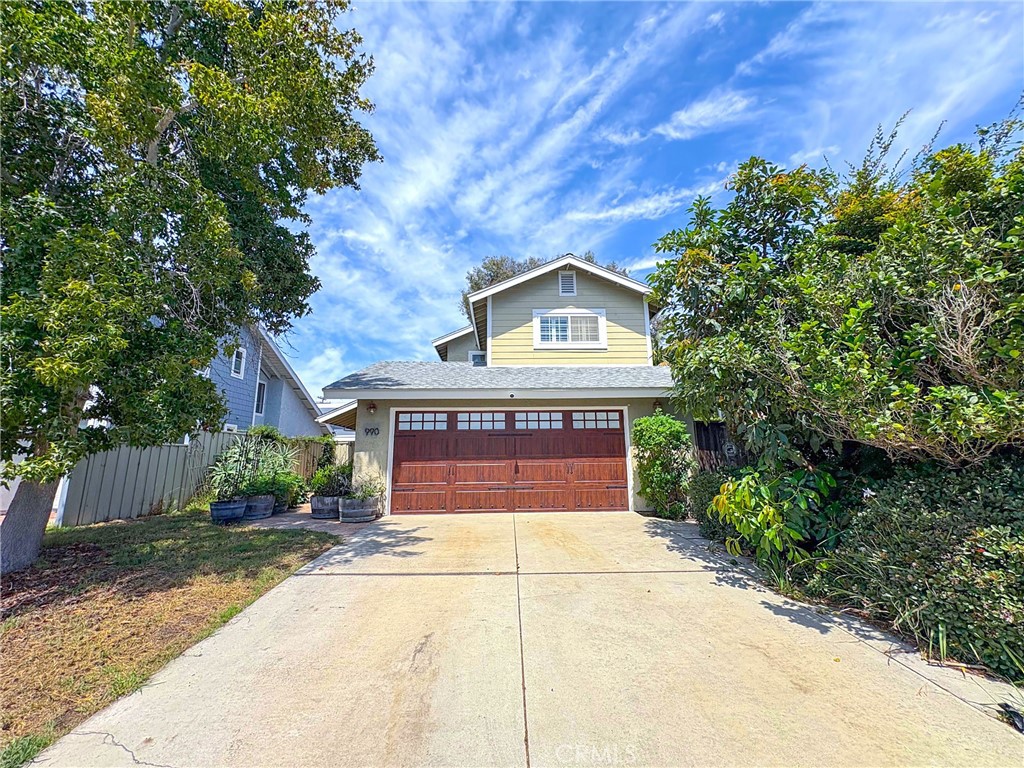 990 Trabuco, Costa Mesa, CA 92627 — photo 1