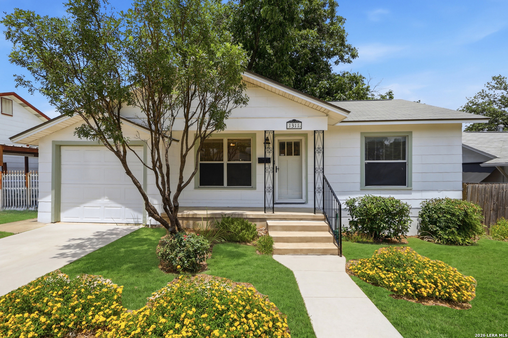 1311 W ROSEWOOD AVE, San Antonio, TX 78201 — photo 1