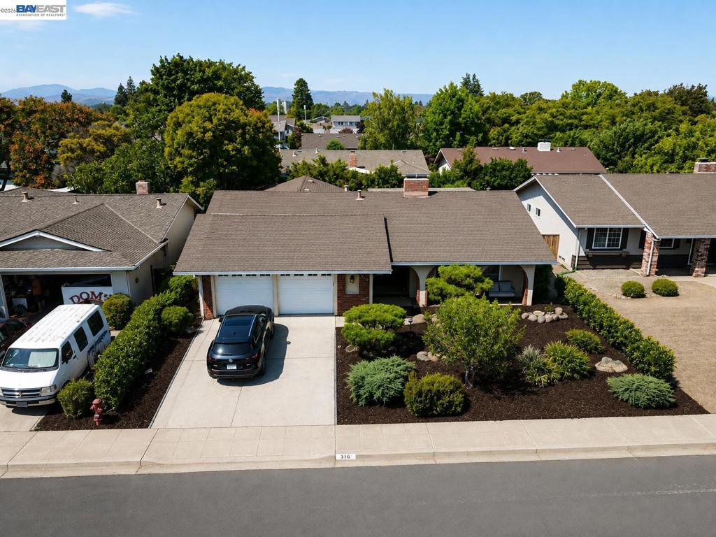 816 Catalina Dr, Livermore, CA 94550 — photo 1