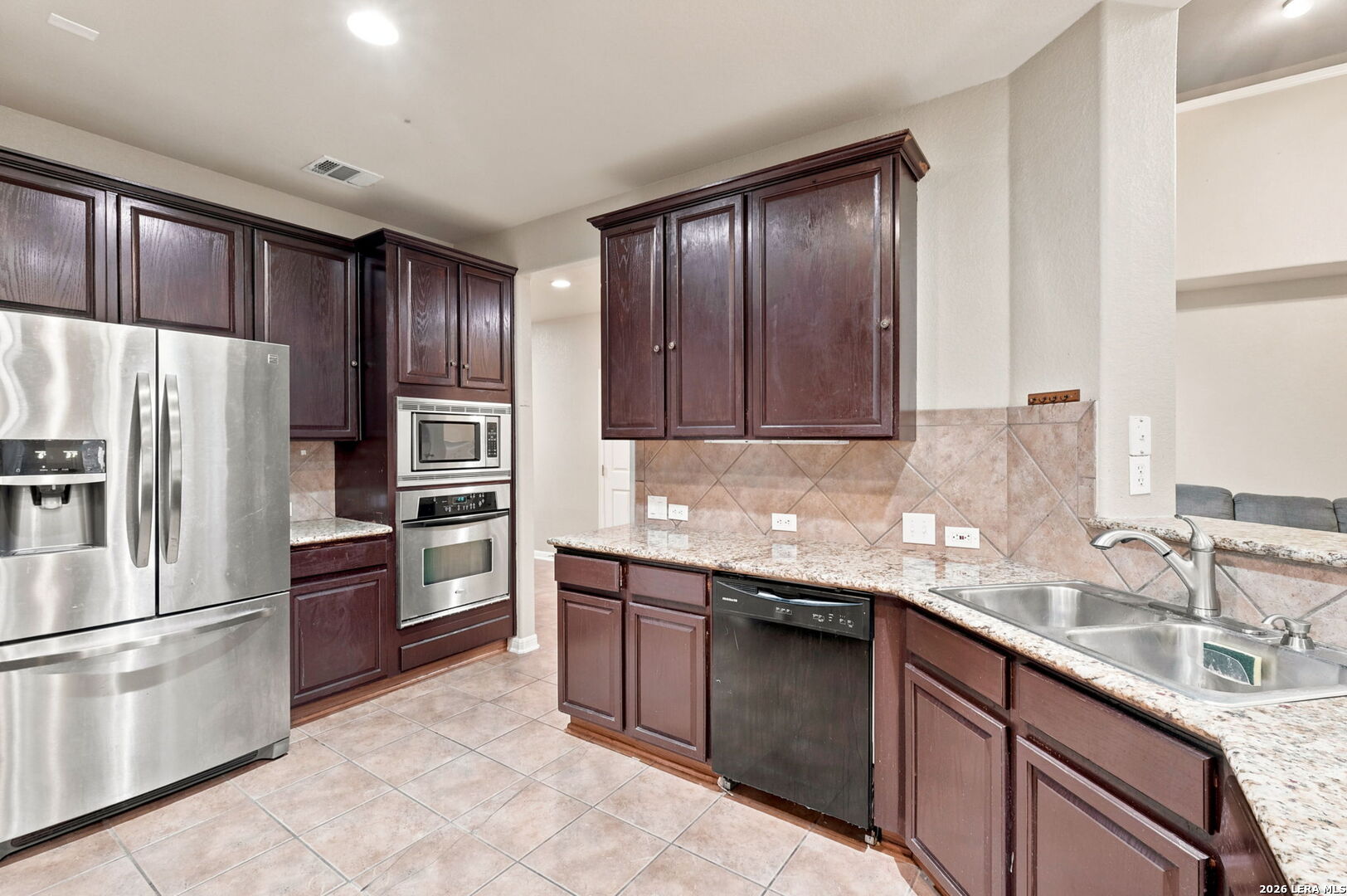 128 RUNNING BRK, , 78108 — photo 1