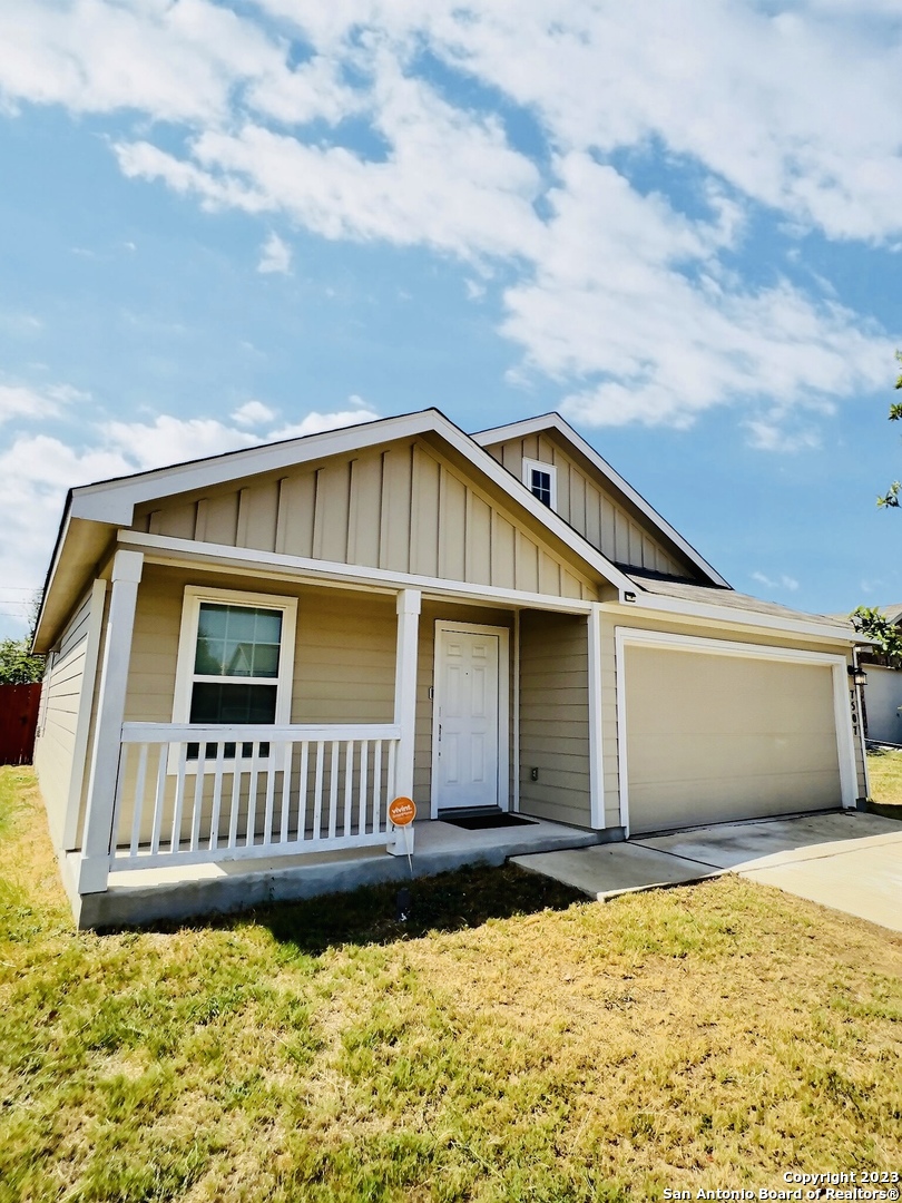 7507 VISTA GRV, San Antonio, TX 78242 — photo 1