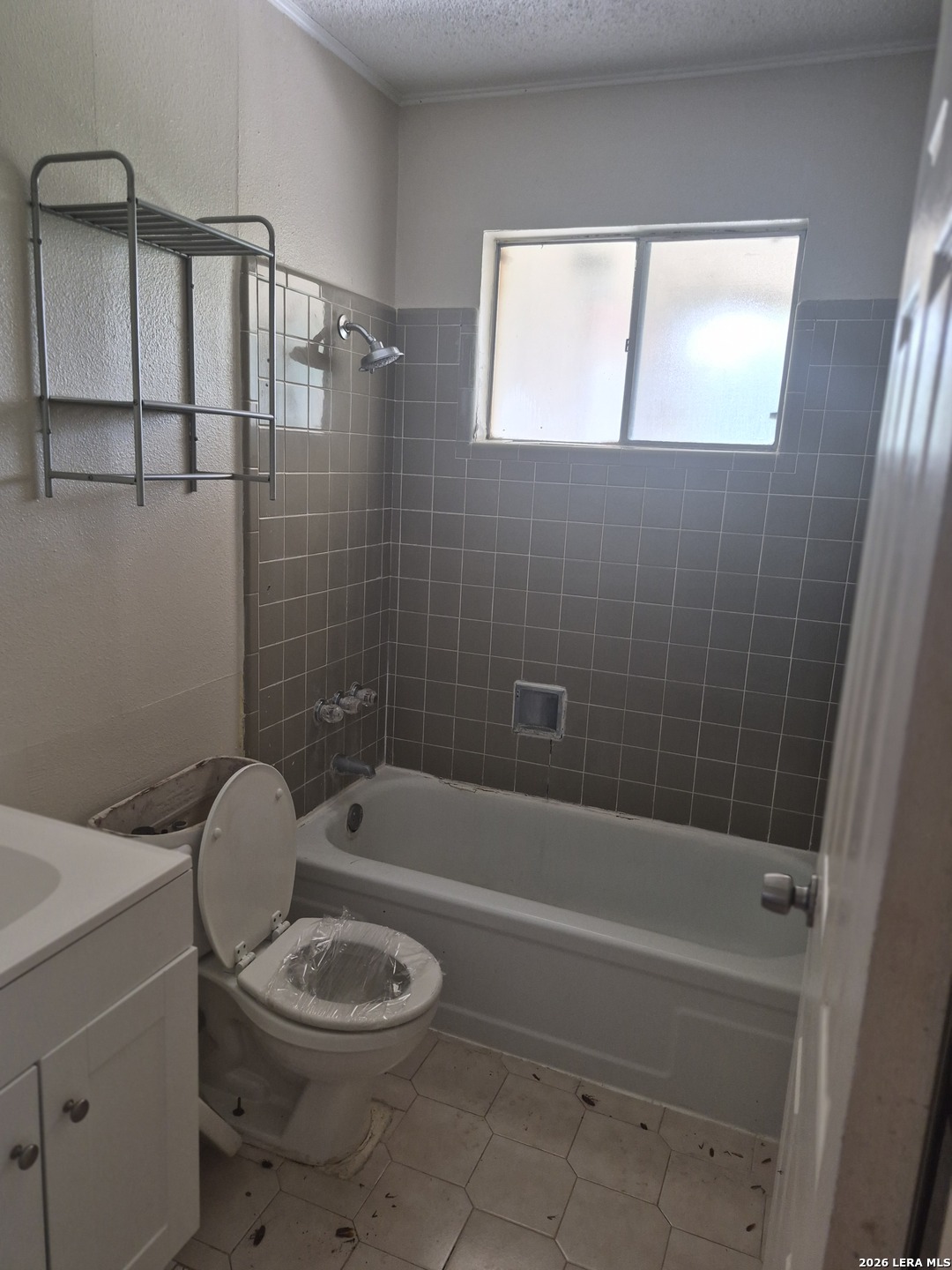 2406 ROSEVILLE ST, , 78219 — photo 1
