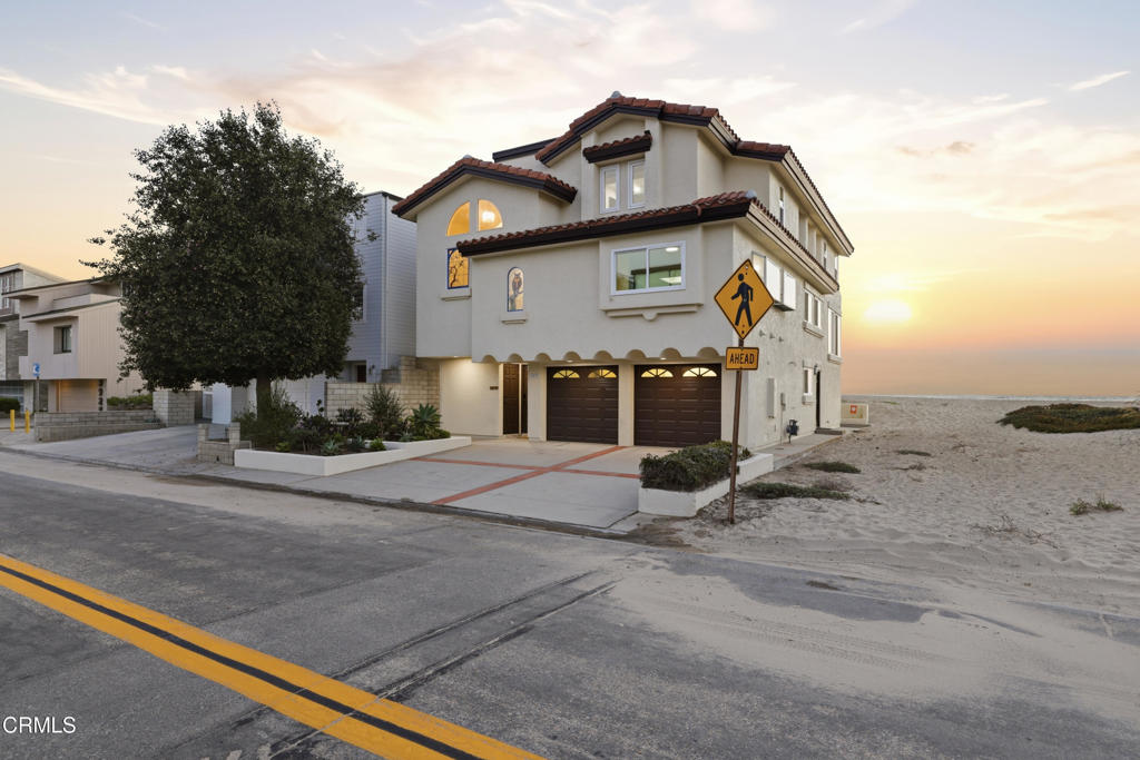 3933 Ocean Drive, Oxnard, CA 93035 — photo 1