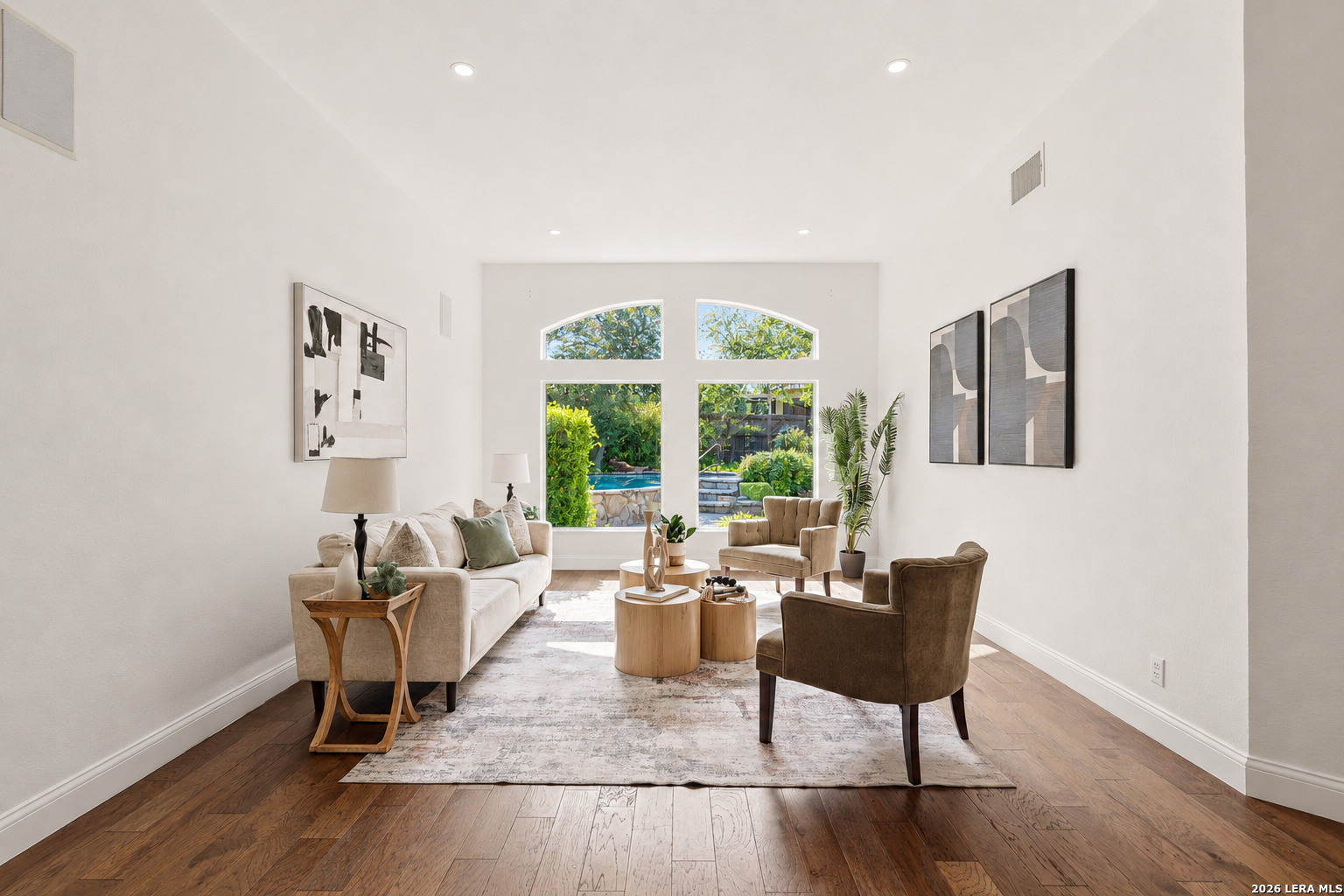 24 Inwood Mnr, , 78248 — photo 1
